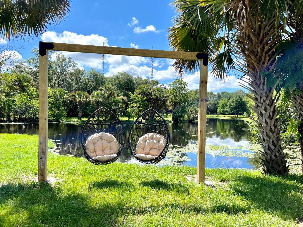 Lake Front Rv Experience Close To Port Canaveral And Kennedy Space Center Hotel Titusville Exterior foto