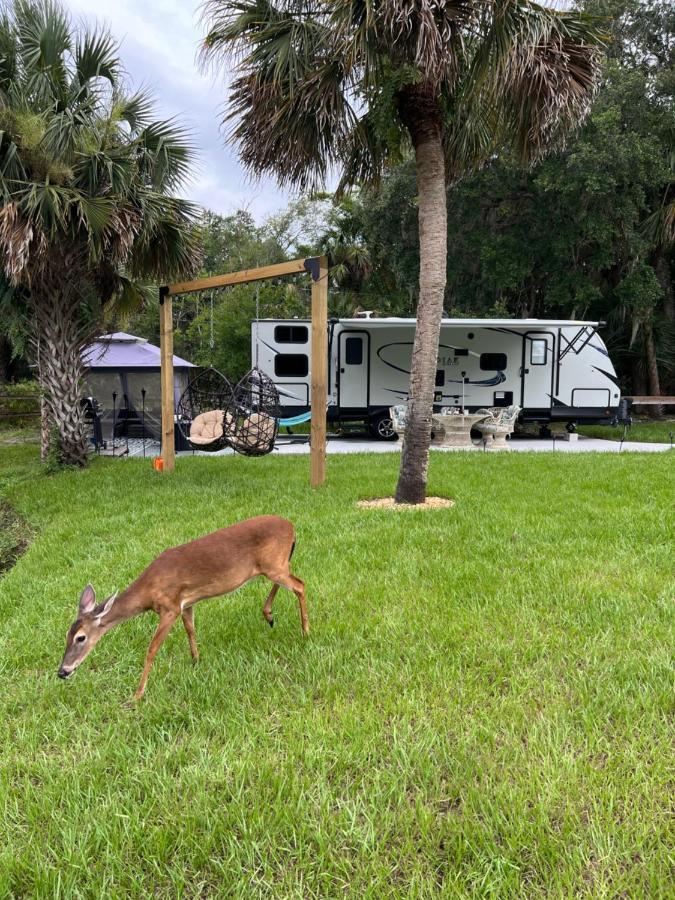 Lake Front Rv Experience Close To Port Canaveral And Kennedy Space Center Hotel Titusville Exterior foto